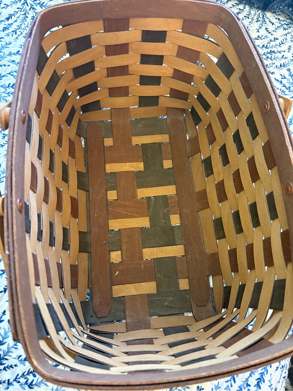 Longaberger medium market basket - Picture 4 of 7